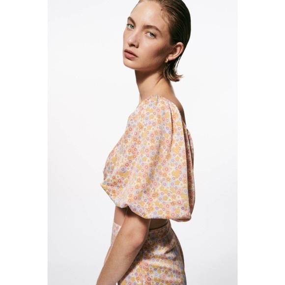 Zara Satin Effect Floral Crop Top Off-The-Shoulder Puff Shoulder Size S New - Picture 11 of 11